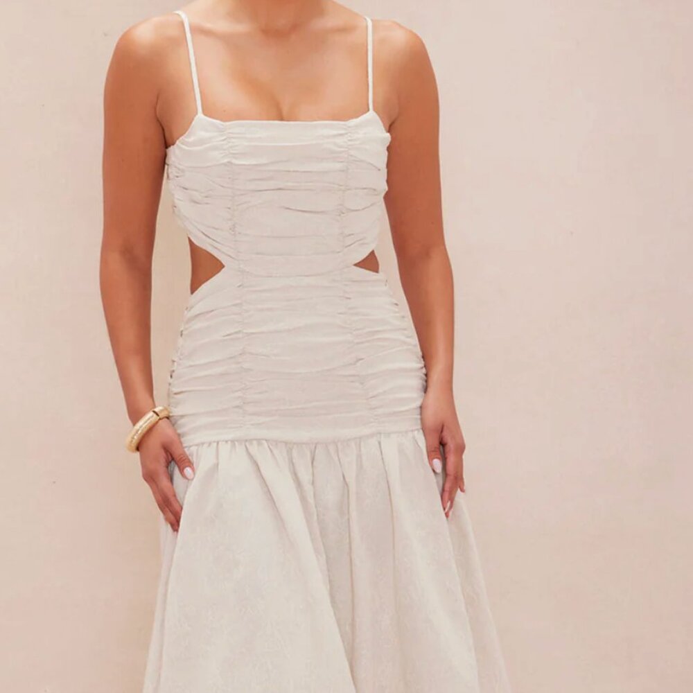 WORN ONCE- Annalisa Drop Waist Maxi Dress - Oatmeal - SIZE M